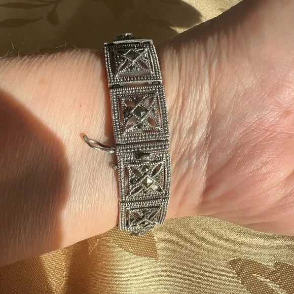 Vintage Art Deco Marcasite DBJ Sterling .925 Tank Watch with New Battery - Picture 9 of 15
